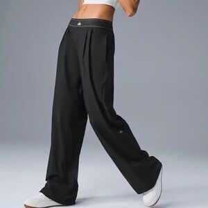 Alo NWT Suit Up Trouser (Regular) black XS 30" INSEAM